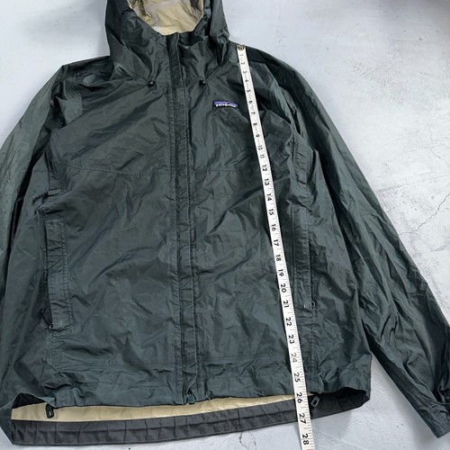 Patagonia Torrentshell Jacket Mens S Green H2No Hooded Hiking Outdoor Shell - Picture 5 of 16