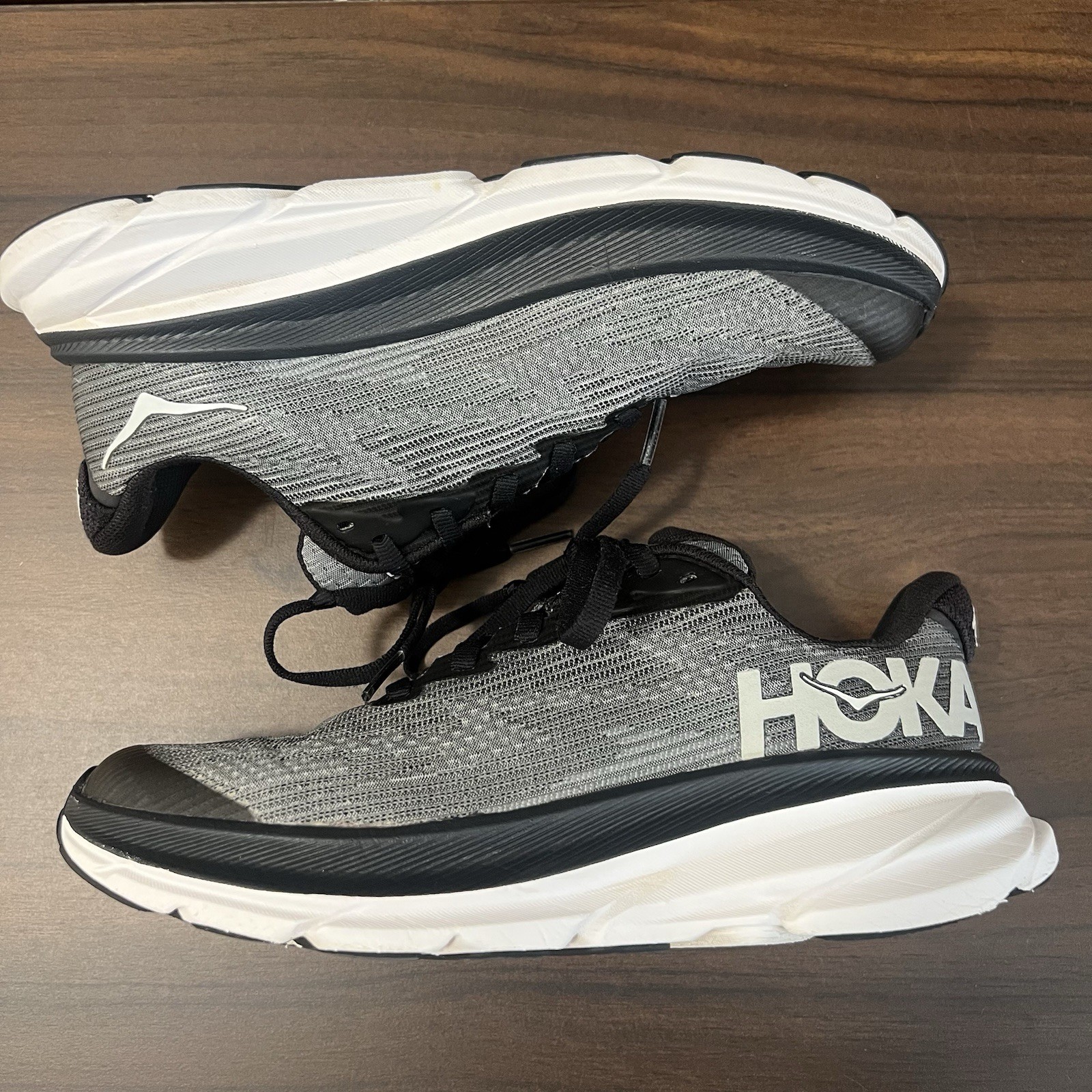 Hoka Clifton 9 Youth, Kids Grade School, Black and Gray | Size 3.5 Youth thumbnail 7