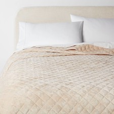 Full/Queen Luxe Diamond Stitch Velvet Quilt Khaki - Threshold: OEKO-TEX