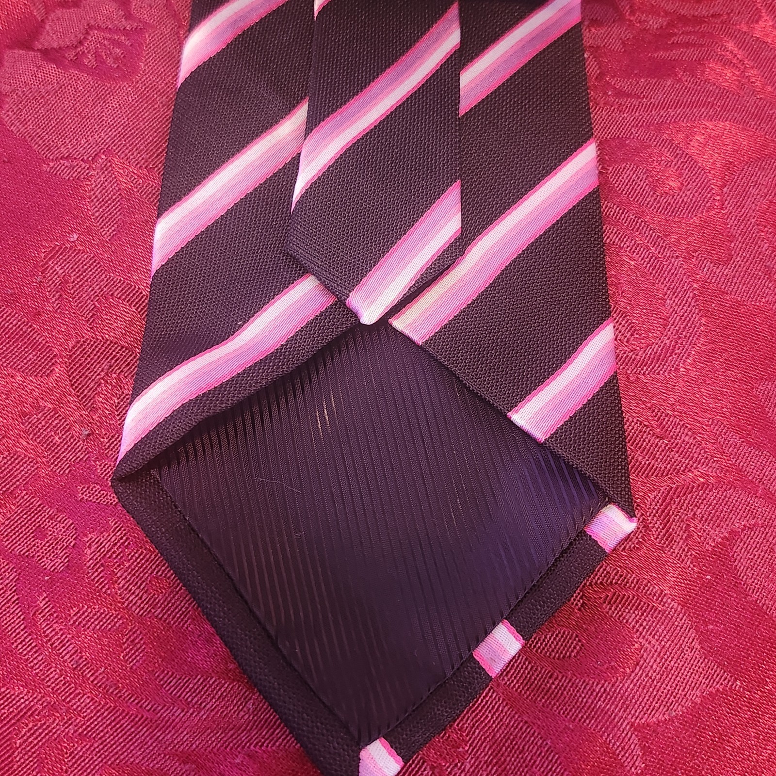 Vetri Victoria Black With Pink Stripes 100% Silk Repp Tie image 3