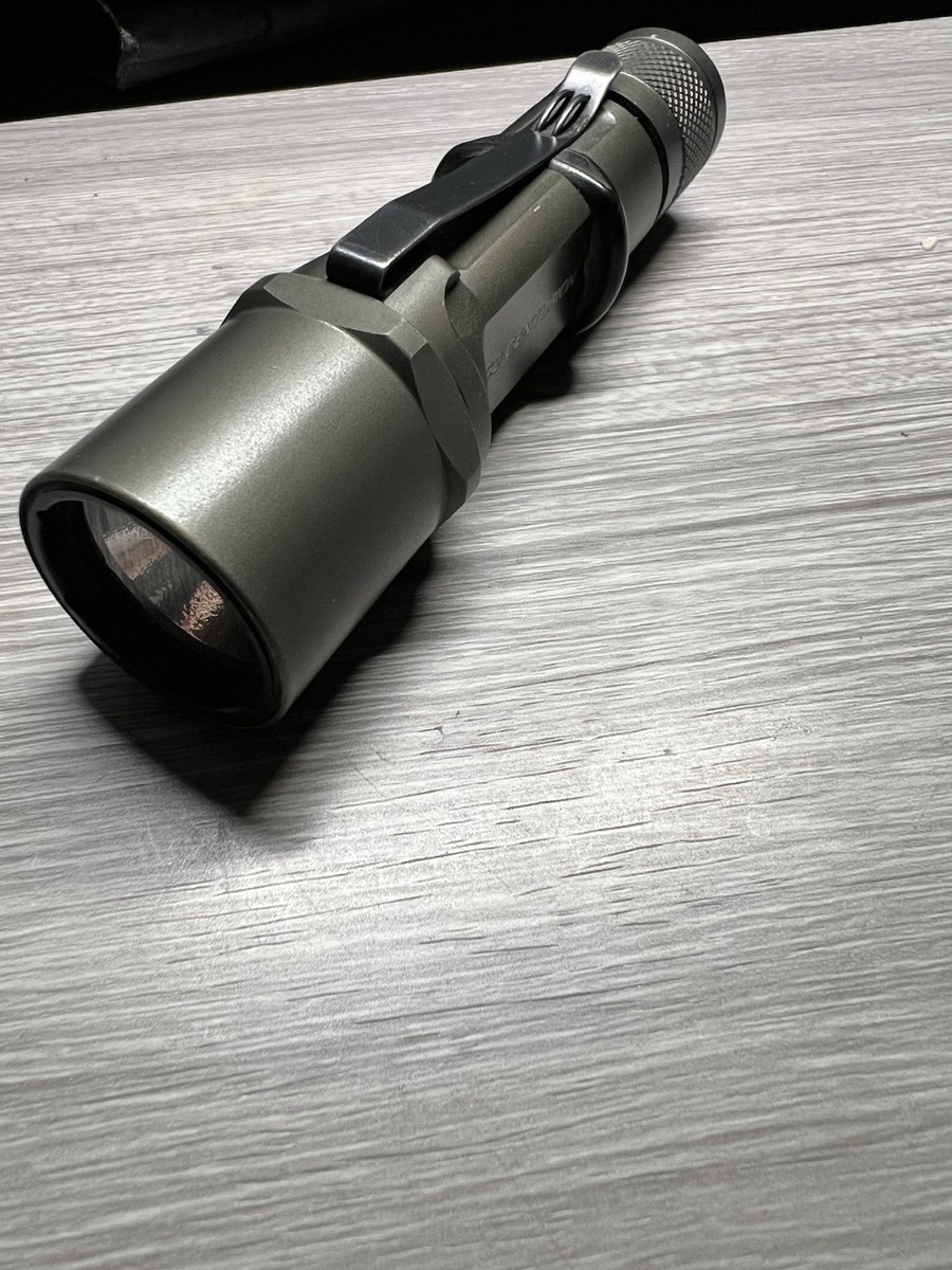 Surefire C2 CENTURION Incandescent A14567 | eBay