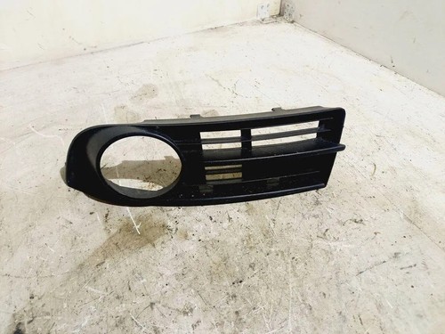 VW TOURAN 1T1, 1T2 Nebelscheinwerferverkleidung 1T0853665A 2.00 Diesel 31473284