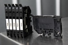 (6) Allen Bradley AB 1492-H Terminal Blocks with Fuse Holder DIN Rail Mount