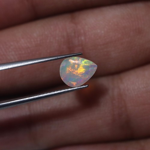 0.70 Cts 8.6x6.9 MM Natural AAA Red Yellow Fire Ethiopian Opal Pear Cut Gemstone - Foto 4 di 10