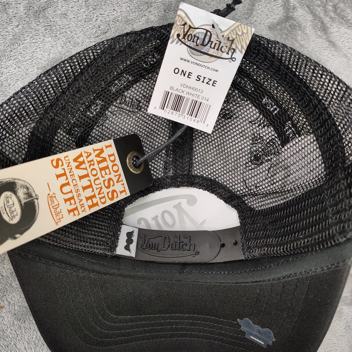 Von Dutch Trucker Hat White Black Flying Eyeball Wordmark  display picture 3