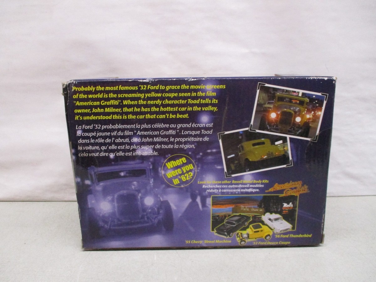 240＊■Revell '33 Ford Deuse Coupe 1:25 新品 240＊□Revell '33 Ford Deuse Coupe 1:25 新品 1:25 '32 Ford 5