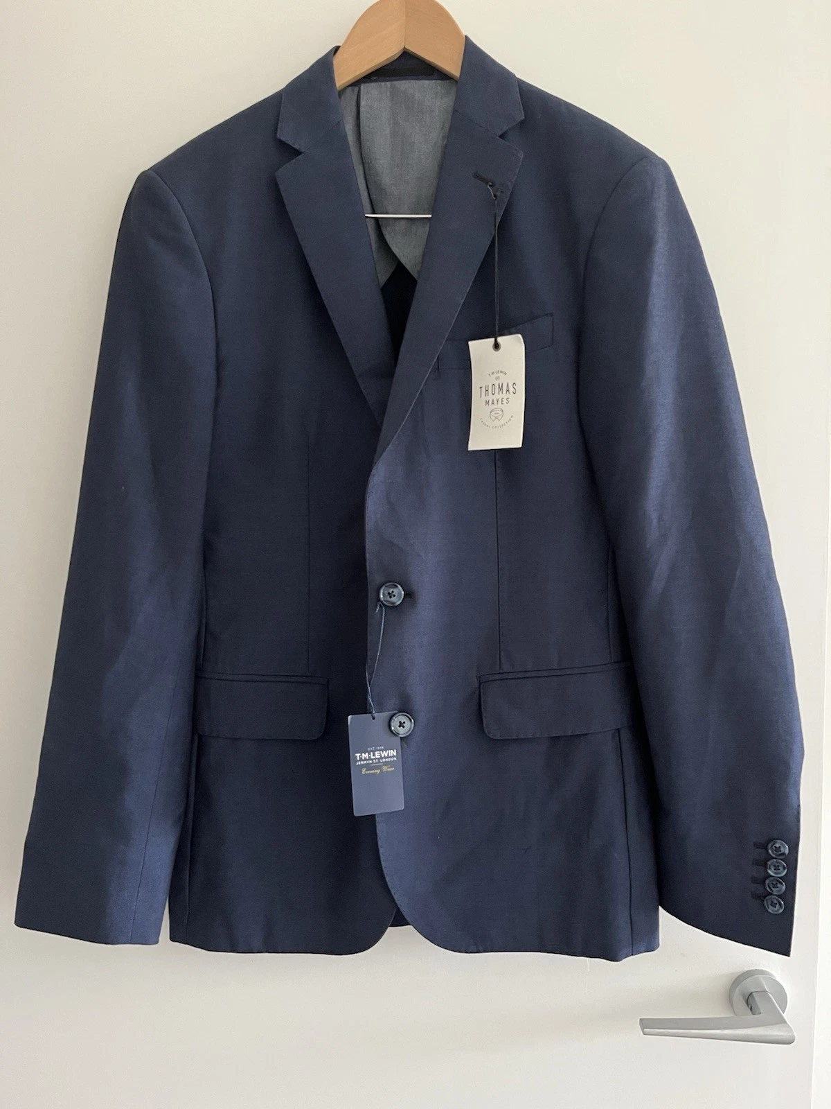 Brand New TM Lewin Camden Wool-blend Blazer Jacket (Size 38R)
Opens in a new window or tab