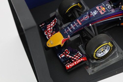 2014 Minichamps F1 1/18 Infiniti Red Bull RB10 Daniel Ricciardo - Picture 5 of 5