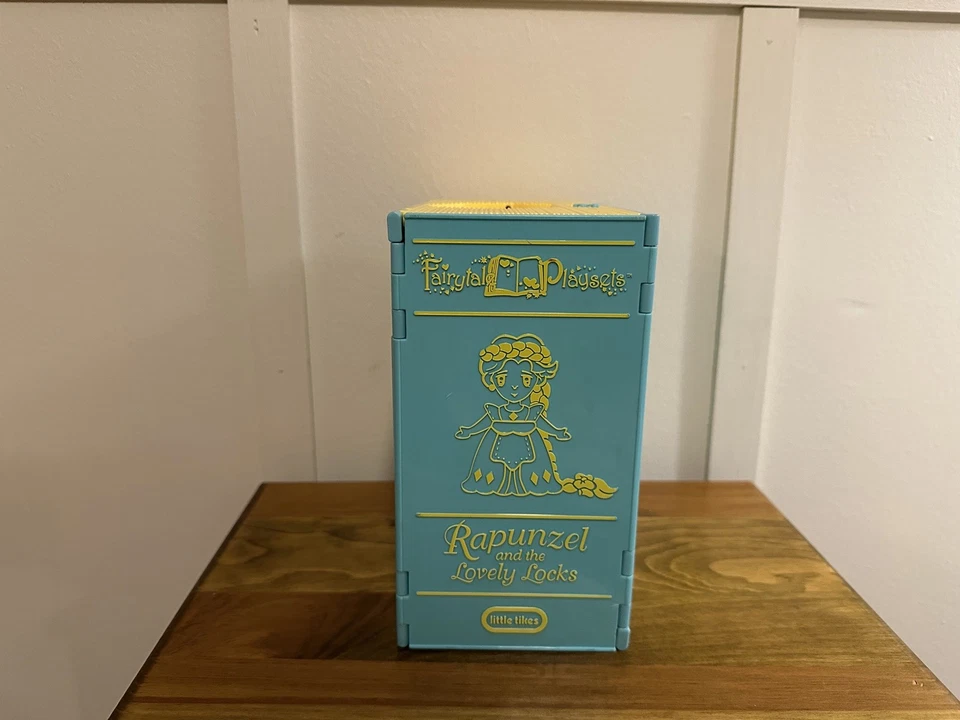 Raro juego de libros de juguete Little Tikes Rapunzel And The Lovely Locks  Foto 3 de 4