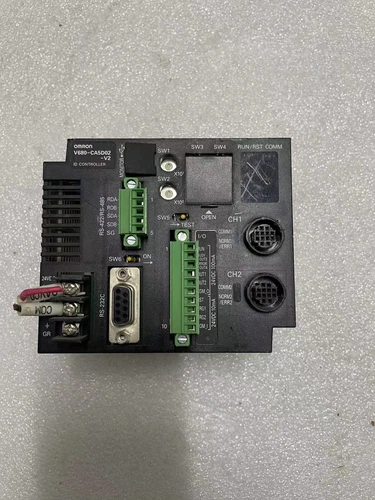OMRON V680-CA5D02-V2 ID CONTROLLER, Fedex/UPS fast shipping