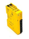 Sick RLY3-0SSD400 1099971 Safety Relay HW: V1.03.0 -used-