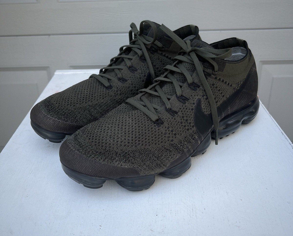 size 14 men's nike air vapormax shoes