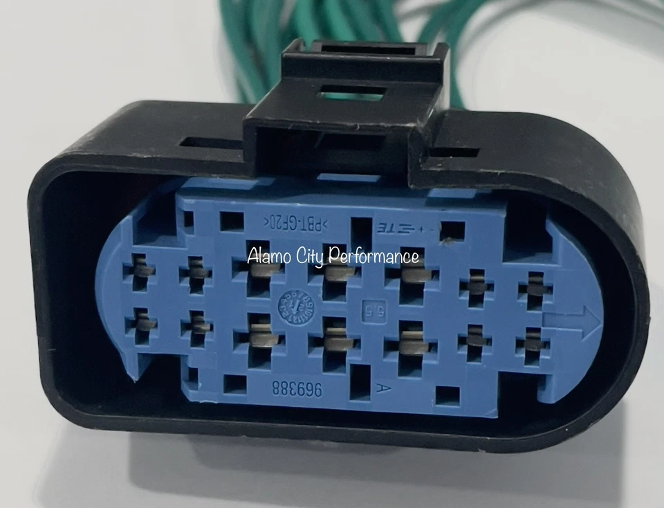 For Ford Escape Headlight High / Low Beam Lamp Connector Motorcraft 84467RG - Image 3 of 3