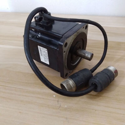 Ship within 24 hours YASKAWA SERVO MOTOR SGMPH-04AAE41D Refurbished