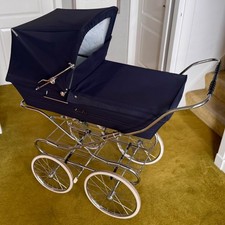 Silver Cross coachbuilt soft bodied pram - excellent condition