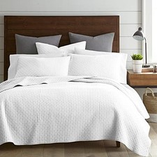 - Cross Stitch Bright White Quilt Set - 100 Cotton - Twin/Twin XL Quilt