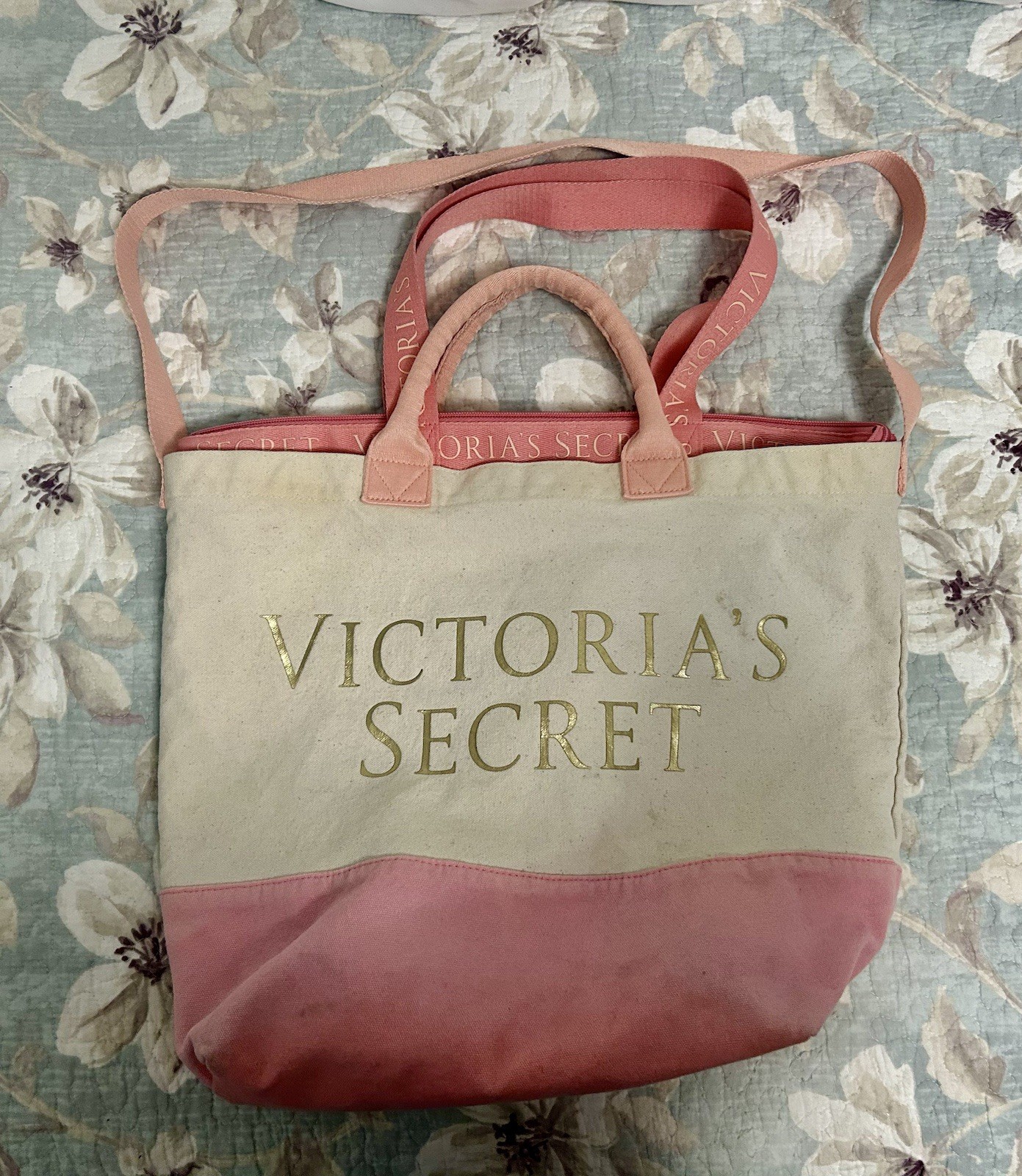 Victoria's Secret Insulated Cooler Tote with Removable Beach Bag