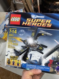 LEGO DC Comics Super Heroes: Batwing Battle Over Gotham City (6863) Open Box 6