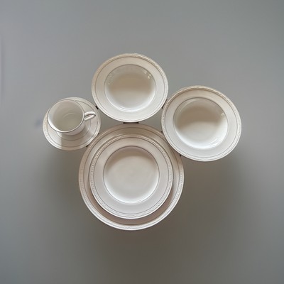 VTG Noritake Stoneleigh White Scapes 4062 Place Setting platinum trim 6 pieces