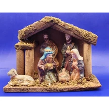 Vintage CHRISTMAS NATIVITY SET Jesus Birth COMPACT 6" X 4.5" -READY TO DISPLAY