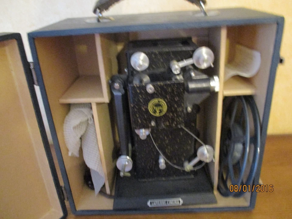 Projecteur LAPIERRE-CINEME en coffret - Photo 3/4