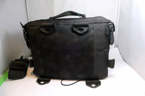Mountain M Rock Camera EOS Case with Strap - 7"x6"x11" medium w/ shoulder strap - Picture 5 of 13