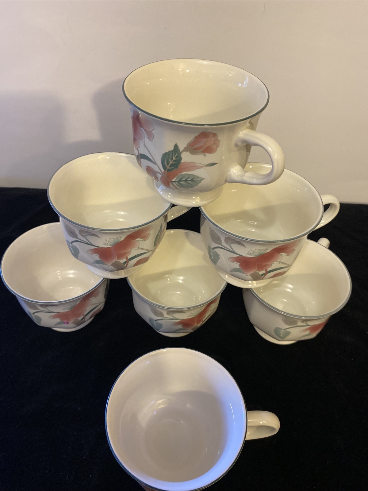 7 Footed Tea Cups Mugs MIKASA Continental F3003 Silk Flowers eBay