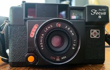 Yashica Auto Focus S 35mm Film Camera with 38mm f/2.8 Lens  Case  Manual. LQQK