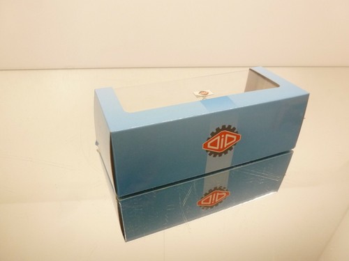 SPARK / DIP MODEL 111205 46 ZIS-112 1956 R CABRIOLET - BLUE 1:43 - GOOD IN BOX - Imagen 2 de 10