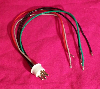 REALISTIC MEDALLION AUTOMATIC RADIO Car 8 Track Tape player wiring connector