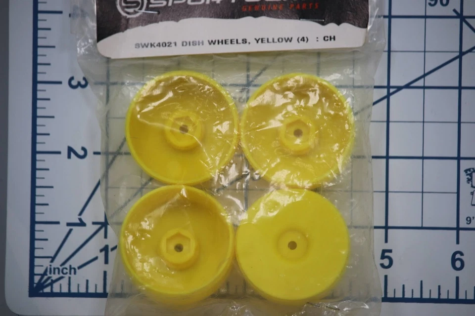 New Sportwerks SWK4021 Dish Wheels(4) Yellow: 1/16 Chaos - Image 3 of 4