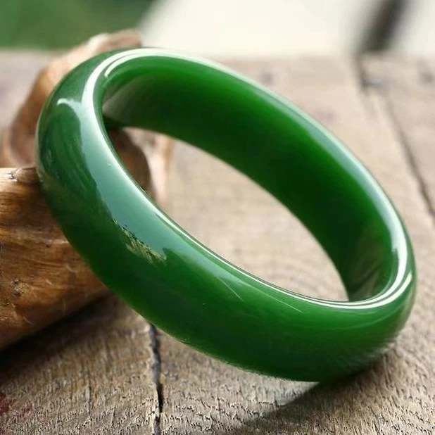 Hand Carved Natural Green Jadeite Gemstone Bangle Bracelet 67-68mm