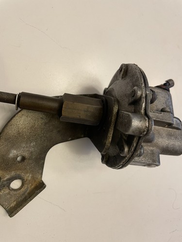 1962 Ford Thunderbird A/C idle acuator - Picture 6 of 7