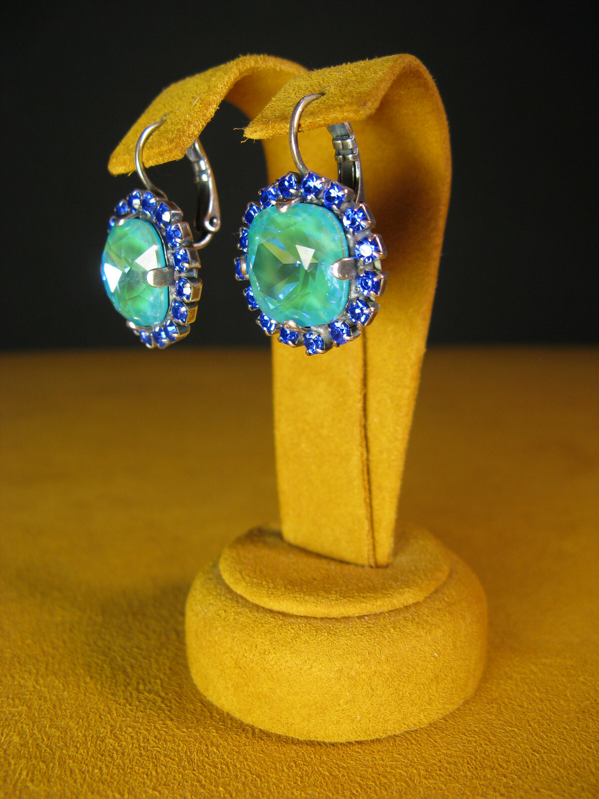 MARIANA JEWELRY EARRINGS FLOWER SWAROVSKI CRYSTALS AQUA GREEN BLUE SPL