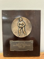1932-33 OHIO I.M. UNIVERSITY BASKETBALL CHAMPIONS PLAQUE TROPHY Vintage BALFOUR