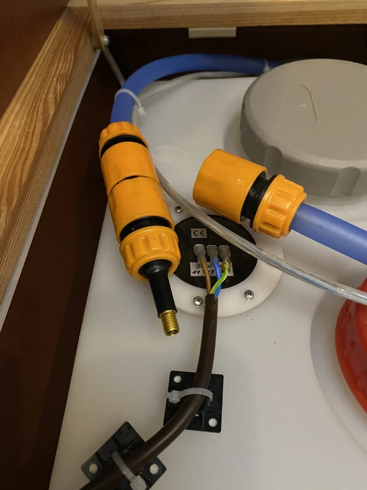 Entwässerungssystem für Wohnwagen/Wohnmobile **NEU** - Bild 2 von 4