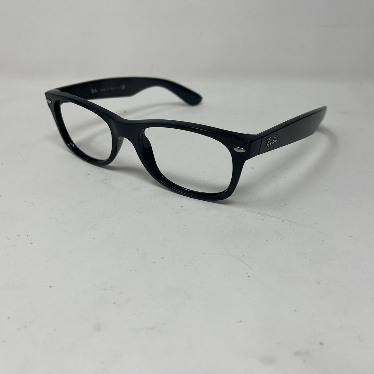 Ray Ban NEW WAYFARER RB2132 901 52-18-145 Glossy Black Frame  display picture 1