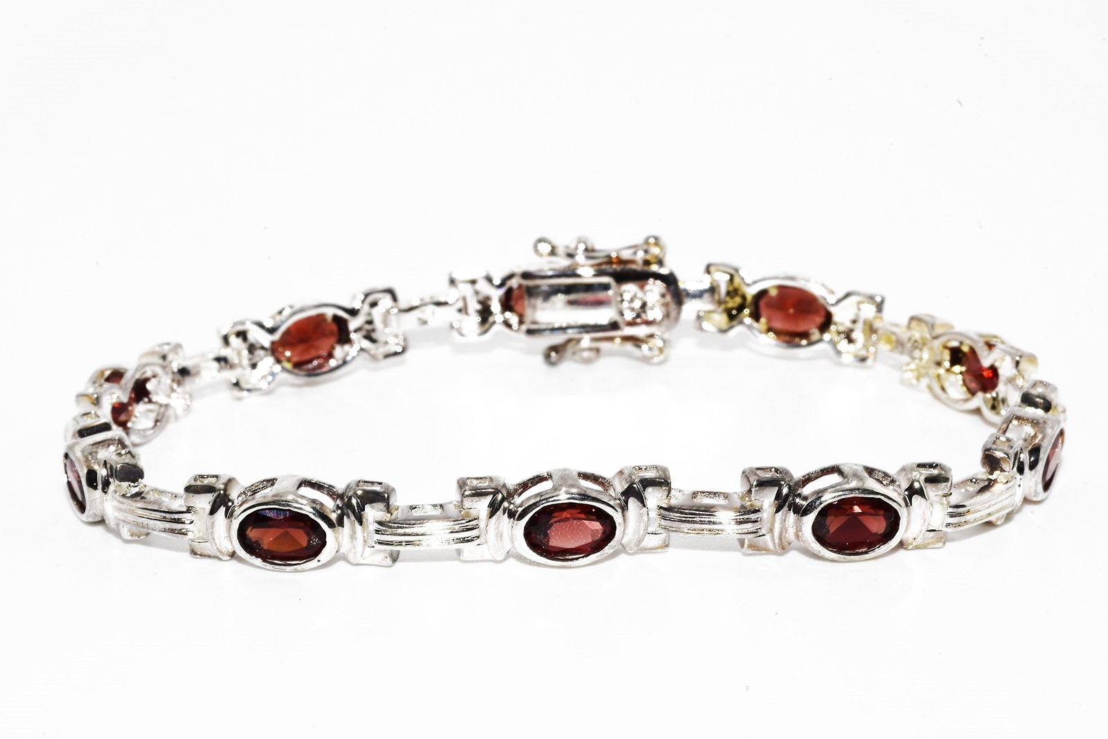 $395 .925 Sterling Silver 5.00CT Natural Oval Cut Red Garnet Tennis Bracelet