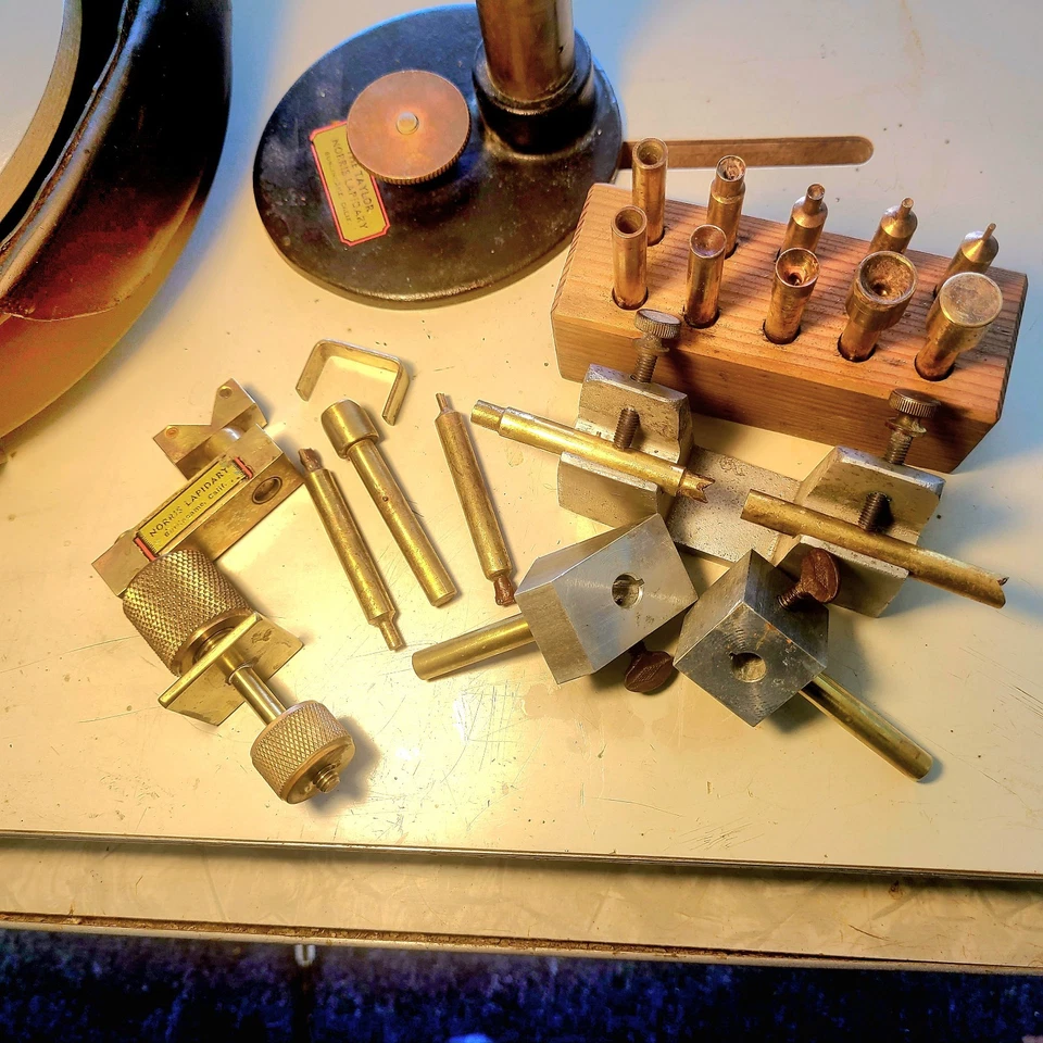 NORRIS-TAYLOR  1966 VINTAGE FACETING MACHINE, COMPLETE, SLIGHTLY USED, VERY RARE - Image 3 of 4