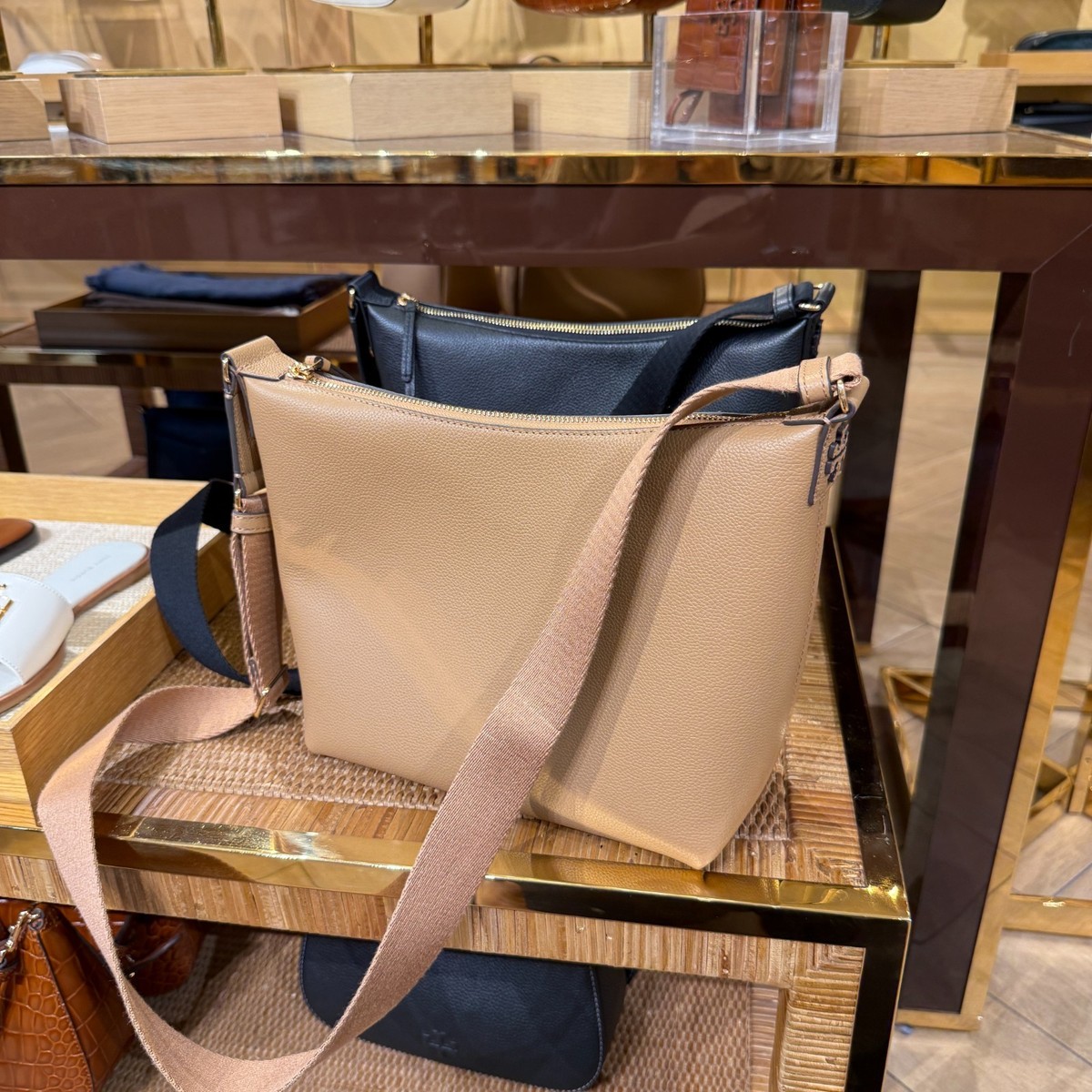 Tory Burch Thea Slouchy Crossbody Pebbled Leather 177324 $450, $298.00