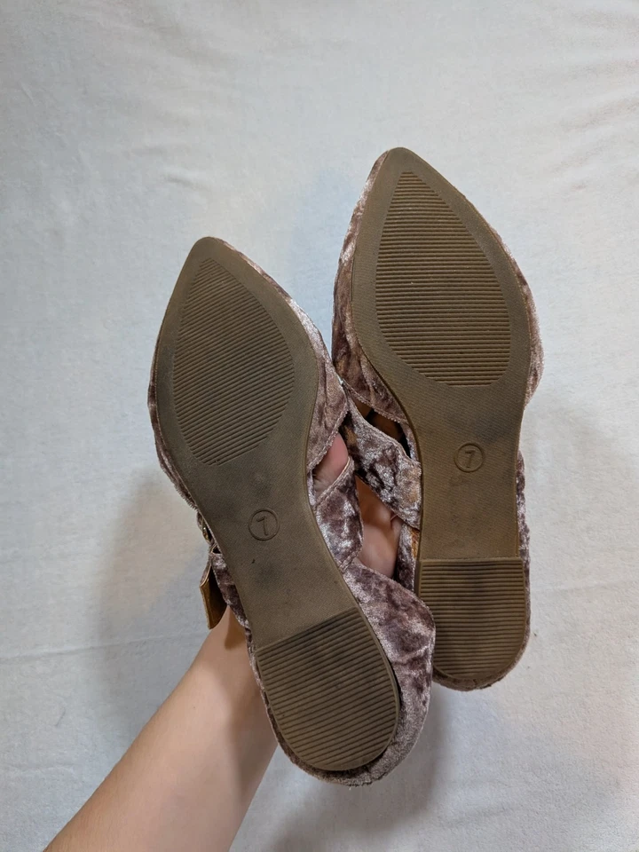 mossimo velvet strap flats size 7 pointed toe dusty pink - Imagem 3 de 4