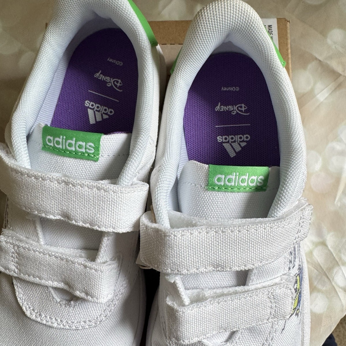 adidas x Disney Pixar Buzz Lightyear Vulc Raid3r Shoes Cloud White 2.5 - Kids Skateboarding Shoes