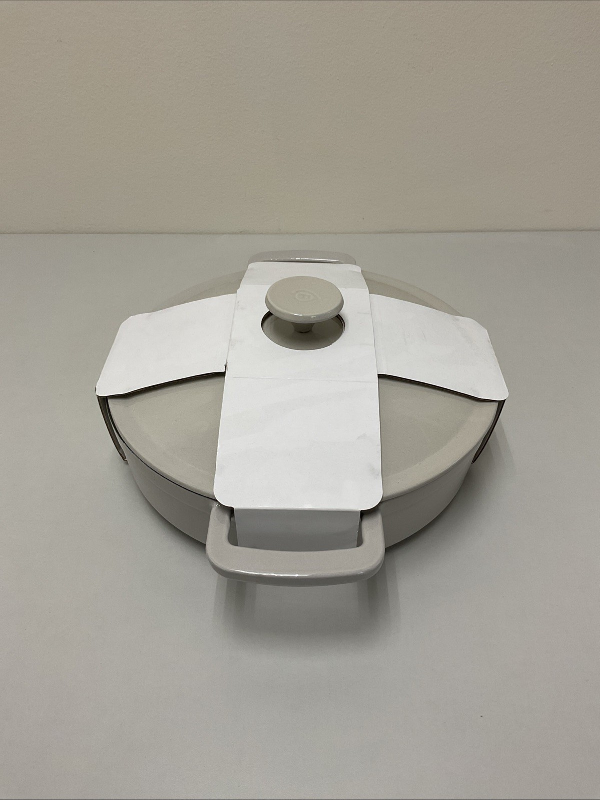 3.5qt Enamel Braiser Light Gray - Figmint G127