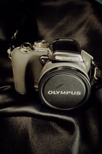 Olympus SP-550 UZ 7.1 MP 28mm Wide Angle 18x Optical Zoom Digital Camera TESTED