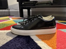 Common Projects Black Leather Low Top 42 - Un...