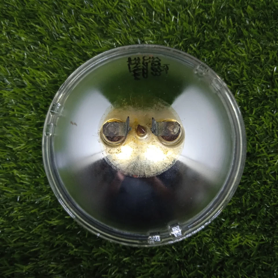 Vintage Sealed Beam LUCAS 7inc Headlight 8361-6515, 12v/50w NOS No Box - Bild 2 von 4