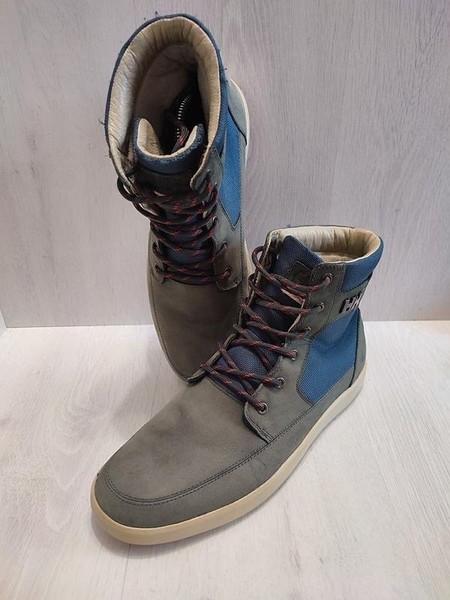 Men Helly Hansen Boots Blue Leather 43