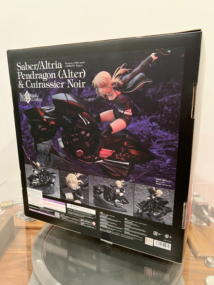 Mô hình Altria Pendragon Saber Alter & Cuirassier Noir chính hãng Good