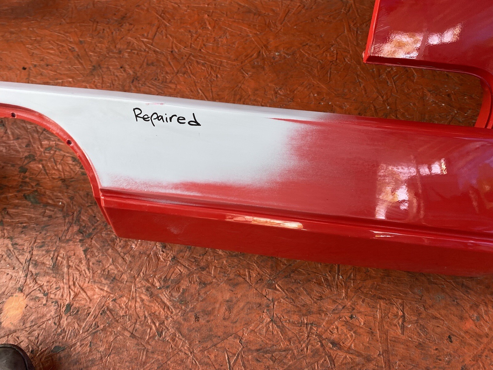 2004 - 2006 FORD GT REAR BUMPER COVER ASSEMBLY OEM 4G7V-17K835-AH 4G7V17F828-AC