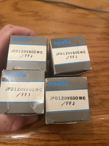 4 X Apollo FCB JPD 120V 600WC Projector Lamp Bulbs - 4 Bulbs! Brand New - Picture 2 of 2